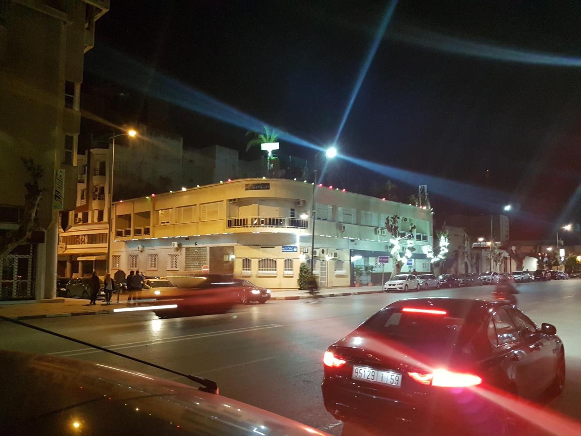 Ambassy Hotel Κενίτρα Εξωτερικό φωτογραφία