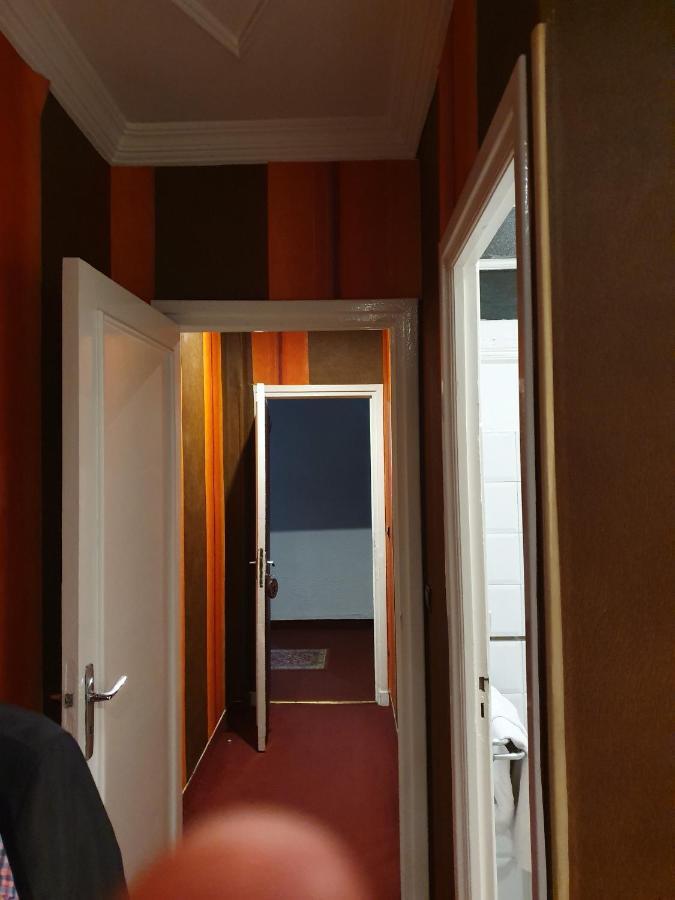 Ambassy Hotel Κενίτρα Εξωτερικό φωτογραφία